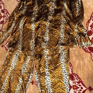 Vintage Leopard Print Women's Pj Set